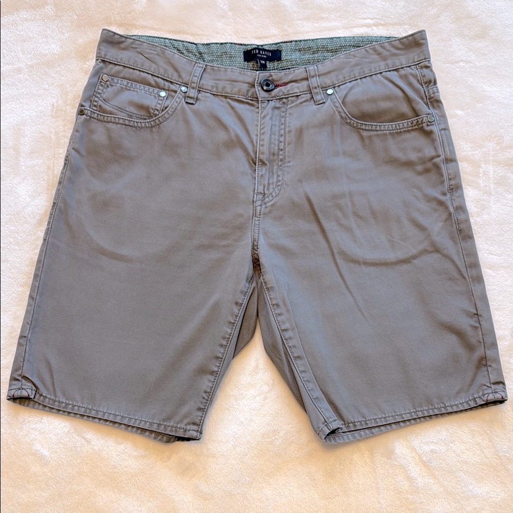 Ted Baker London Men’s Fivesho 5 Pocket Gray Shorts